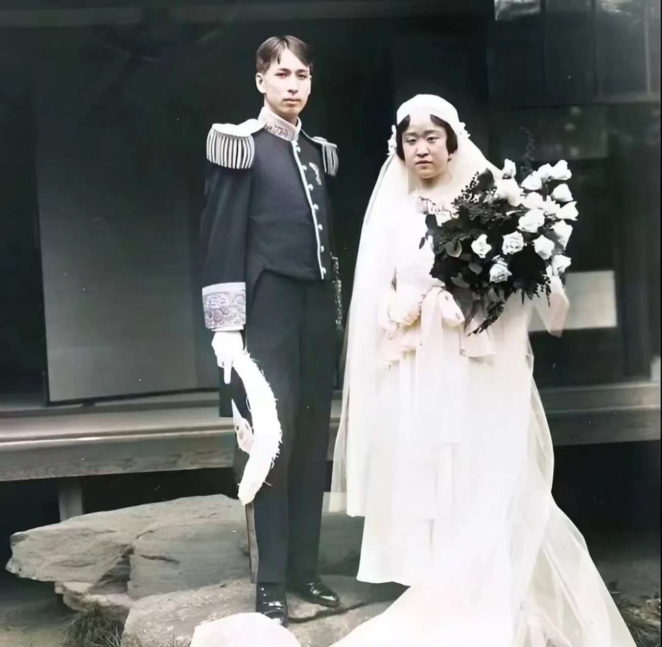 1920年,朝鲜末代太子李垠与日本皇族结婚时的一张合影.