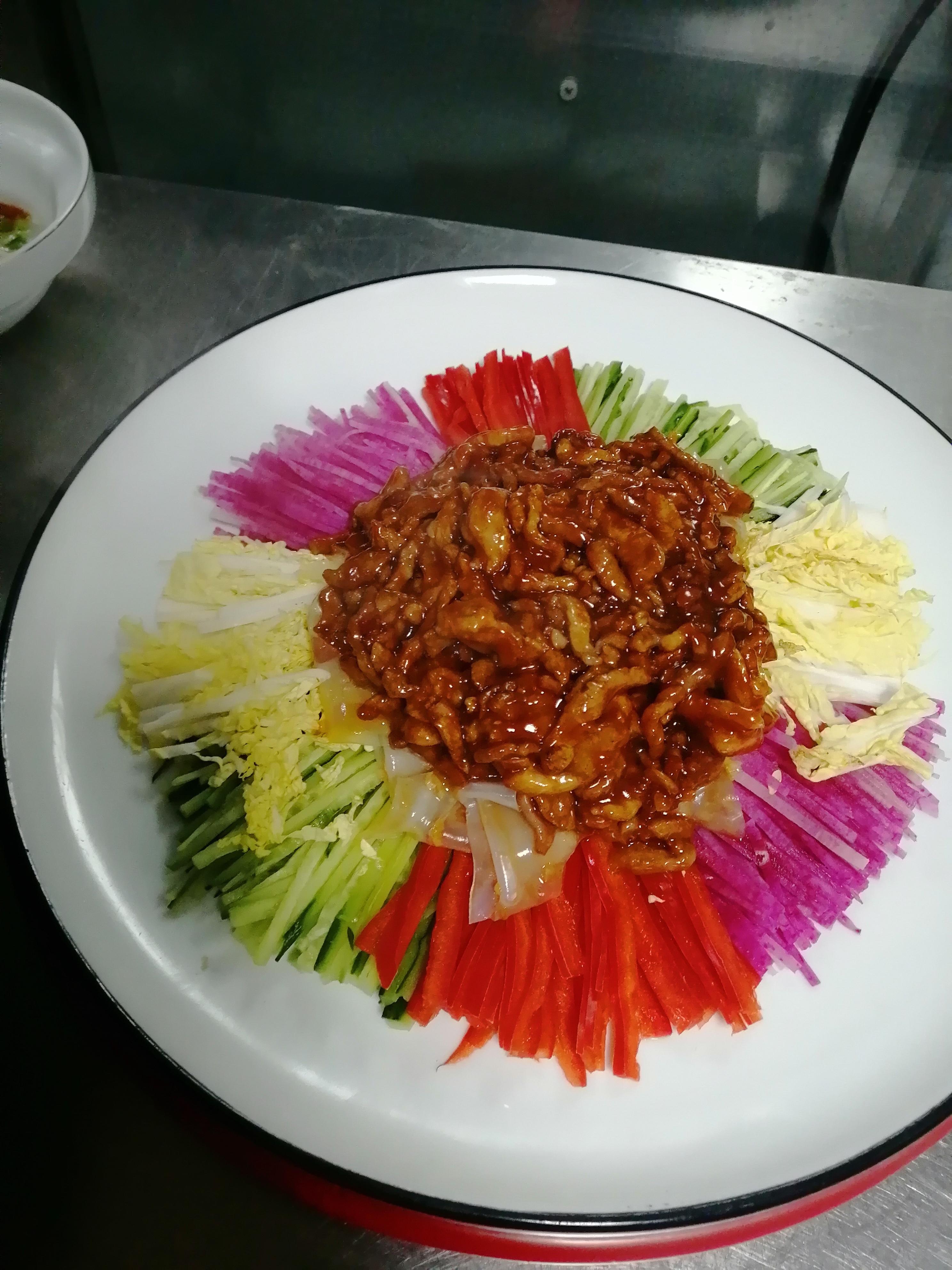 最好吃的家庭版肉丝拉皮