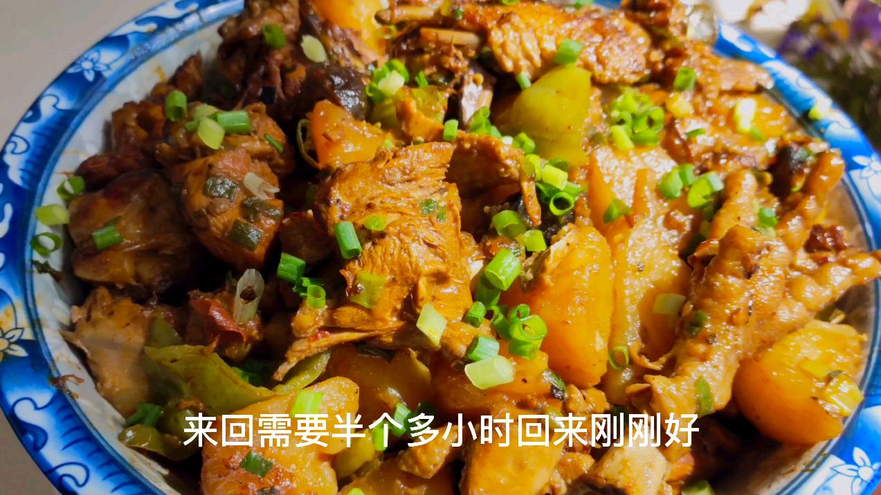三黄鸡最好吃的做法,又嫩又入味,上桌瞬间扫光,一滴汤汁都不剩