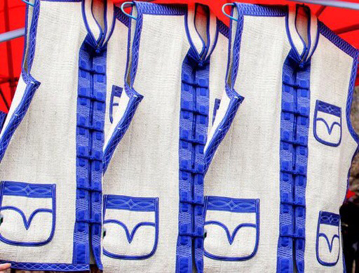 彝族火草衣,成人的标志,一件织"一年",一件传承百年