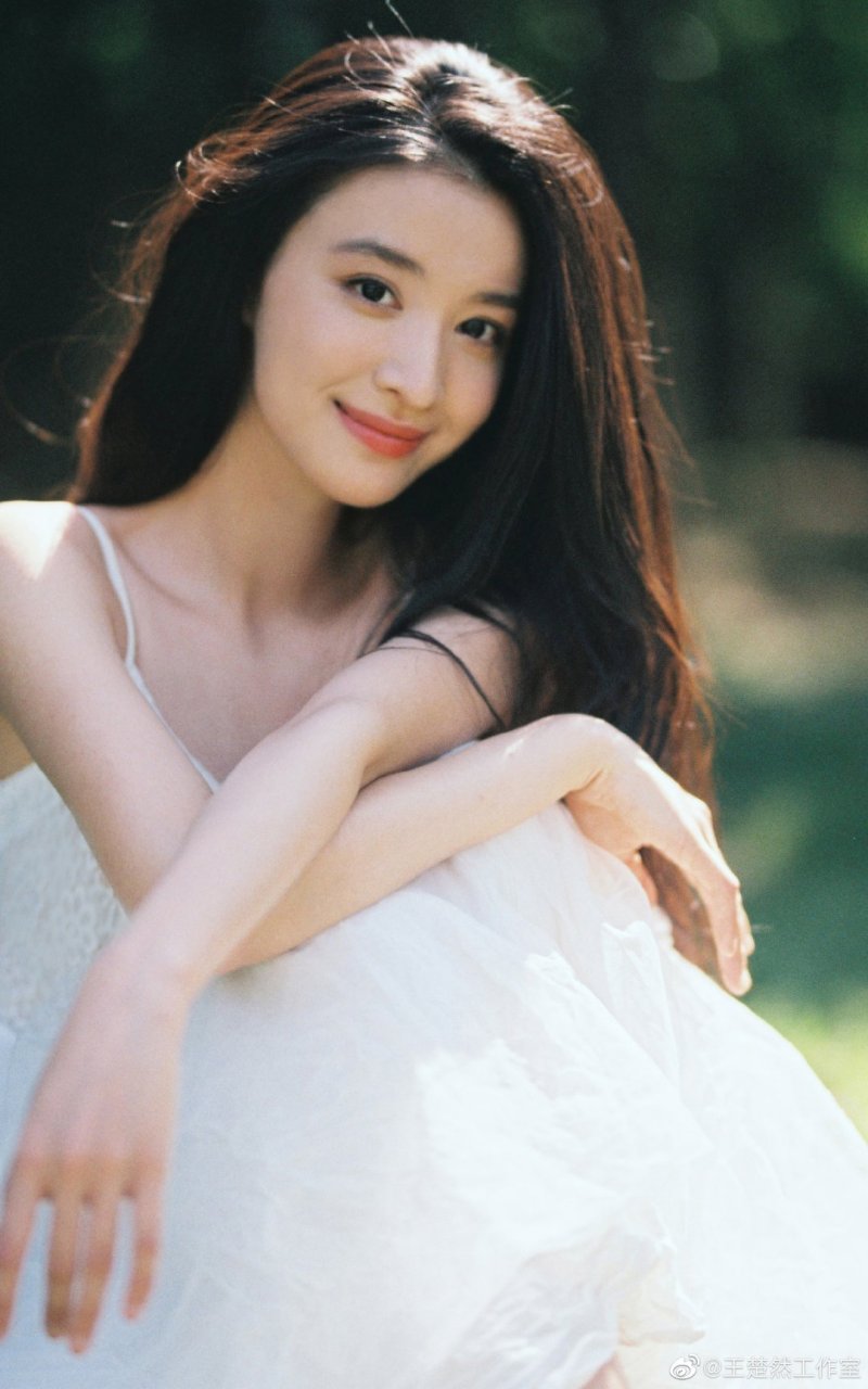 王楚然高清壁纸头像无水印(四)[小红花]