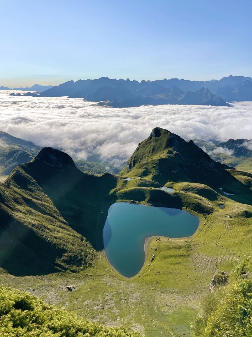 山顶上看到风景是最美的