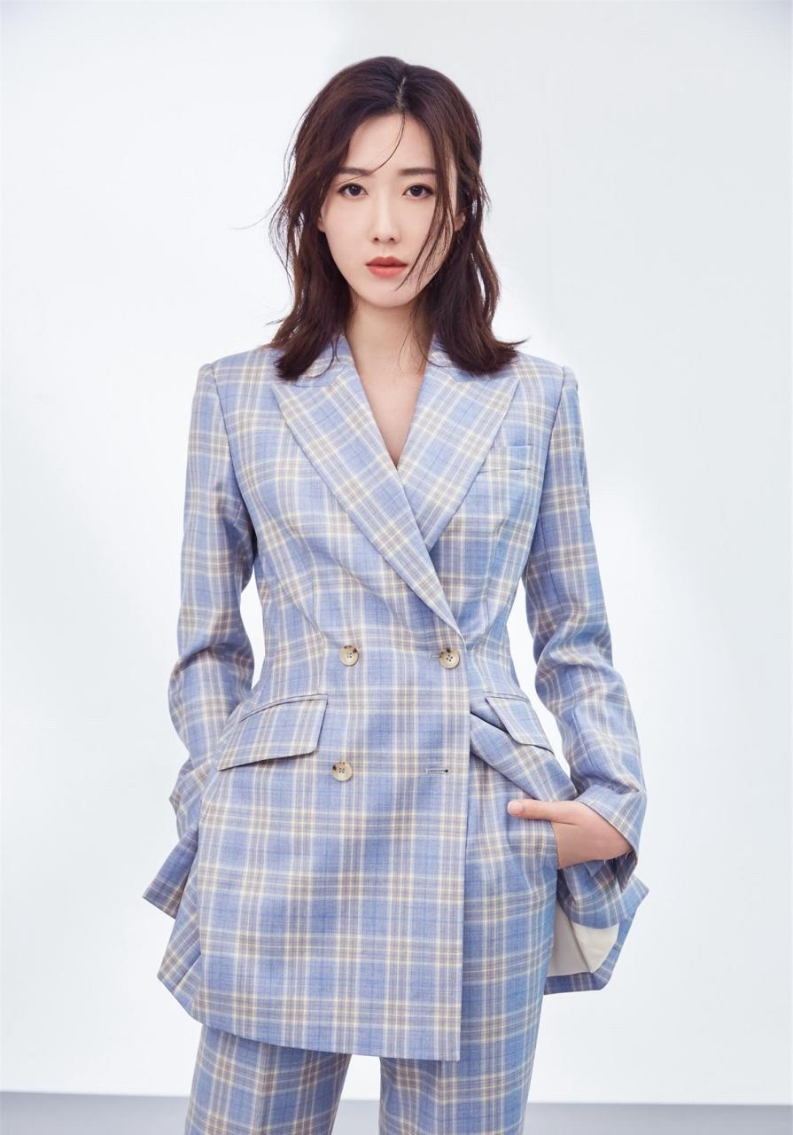 崔宝月,1990年10月10日出生于河北,中国内地女演员,毕业于中央戏剧