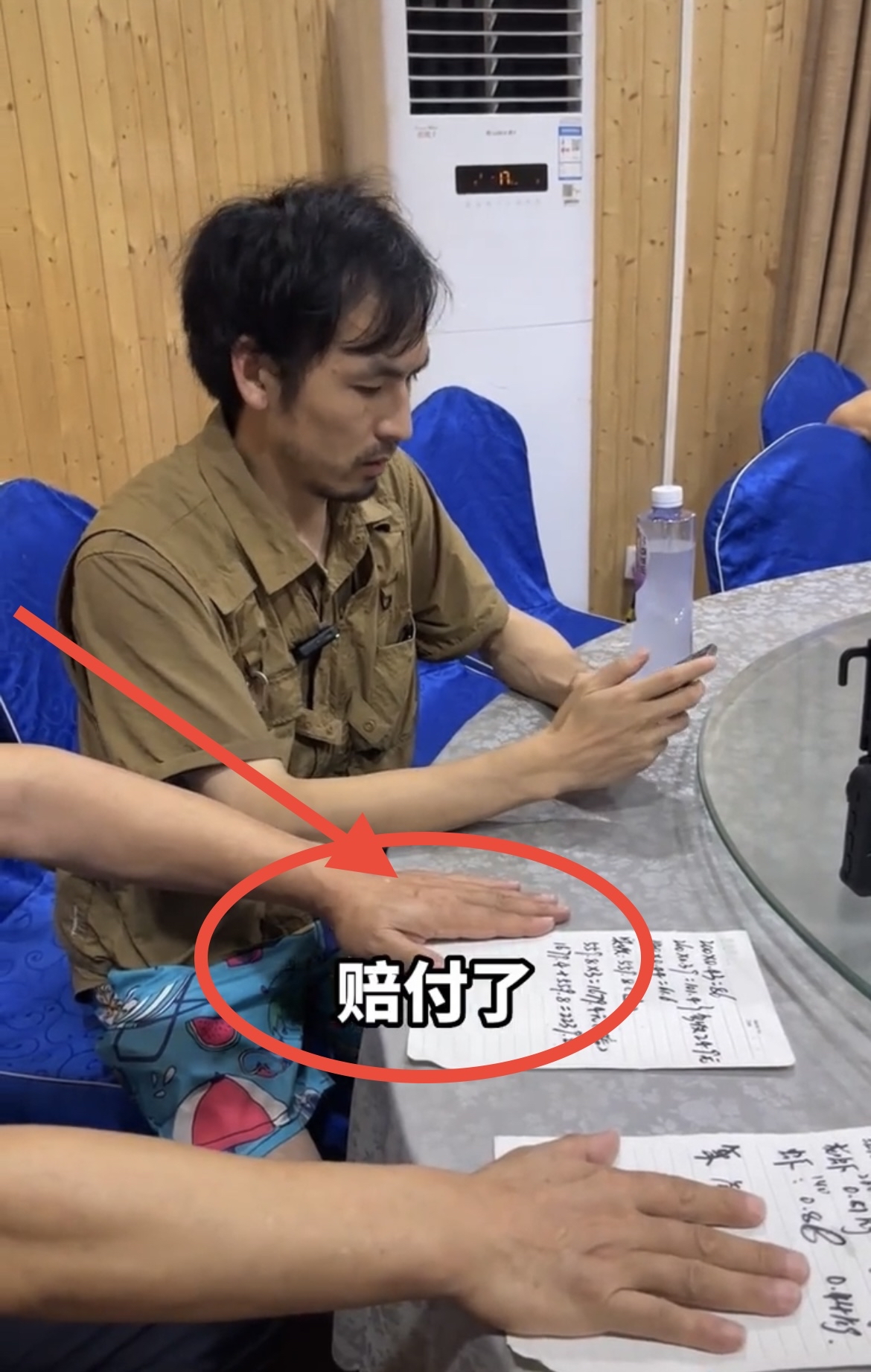 三亚海鲜市场宰客,一斤海鲜只有五两:100万粉丝博主揭露黑幕