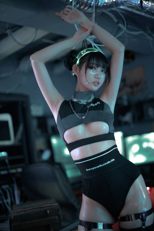 ⭐cos套图⭐周叽是可爱兔兔-NO.019 仿生人形[38P-877MB]