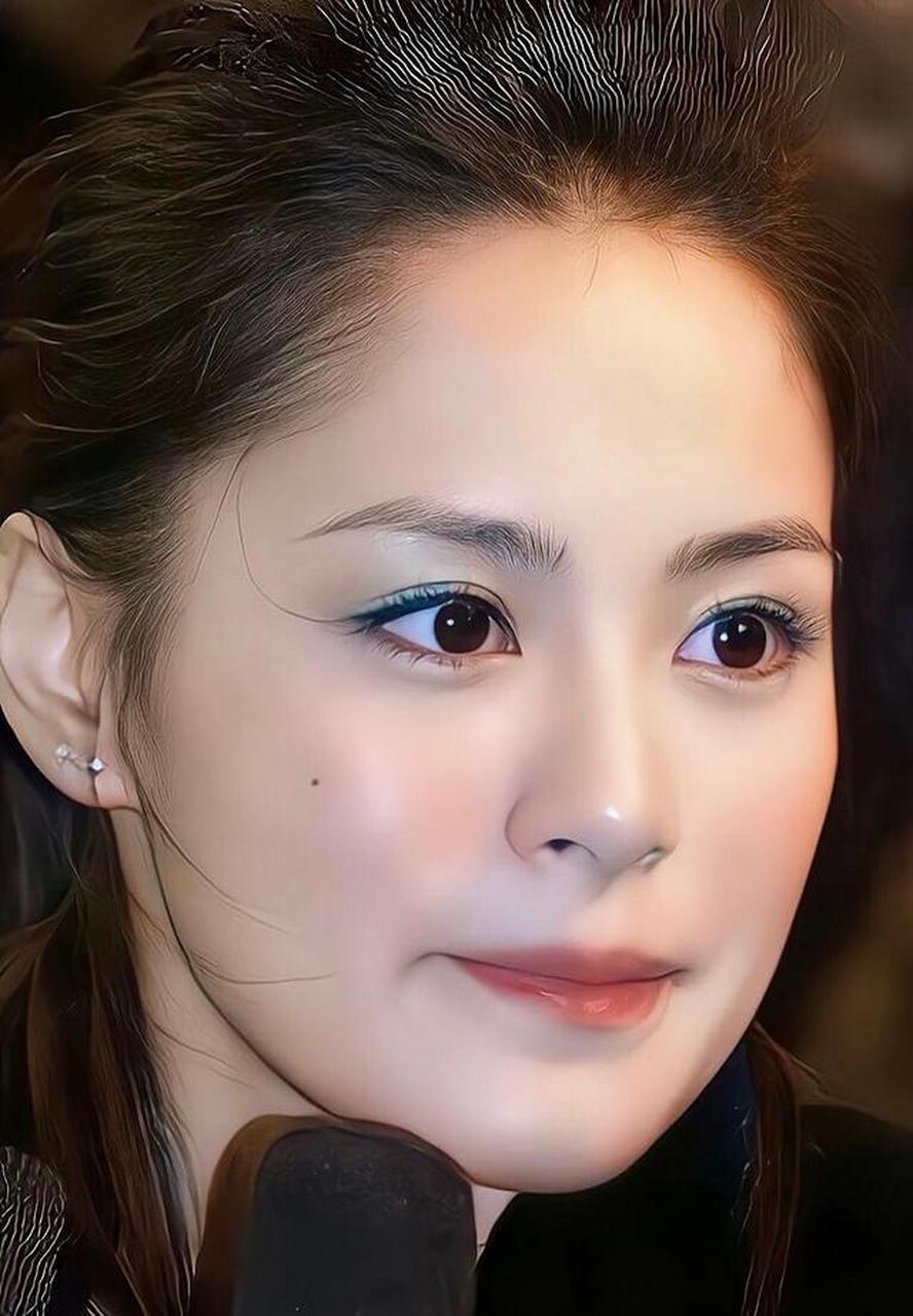 盛世美颜之阿娇独美[心][心]