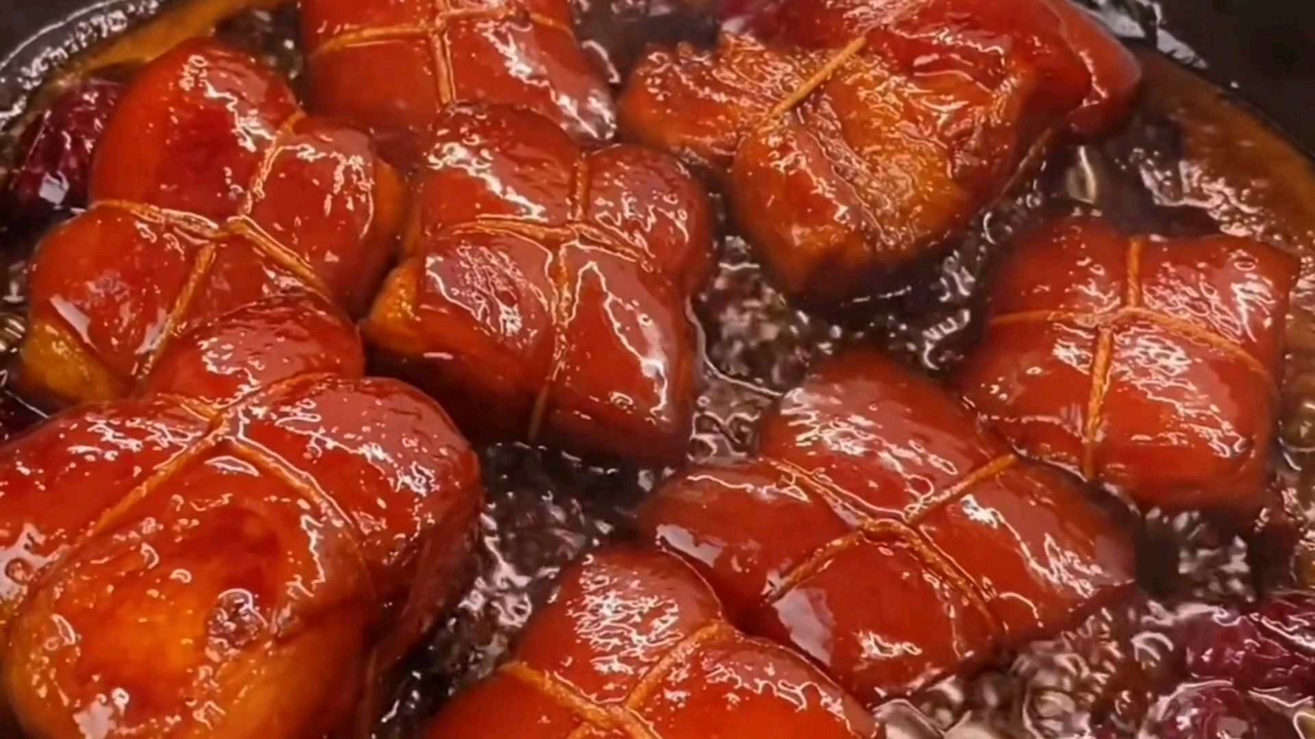 千年名菜东坡肉,各地做法不同,我喜欢这样做,口感软糯不油腻