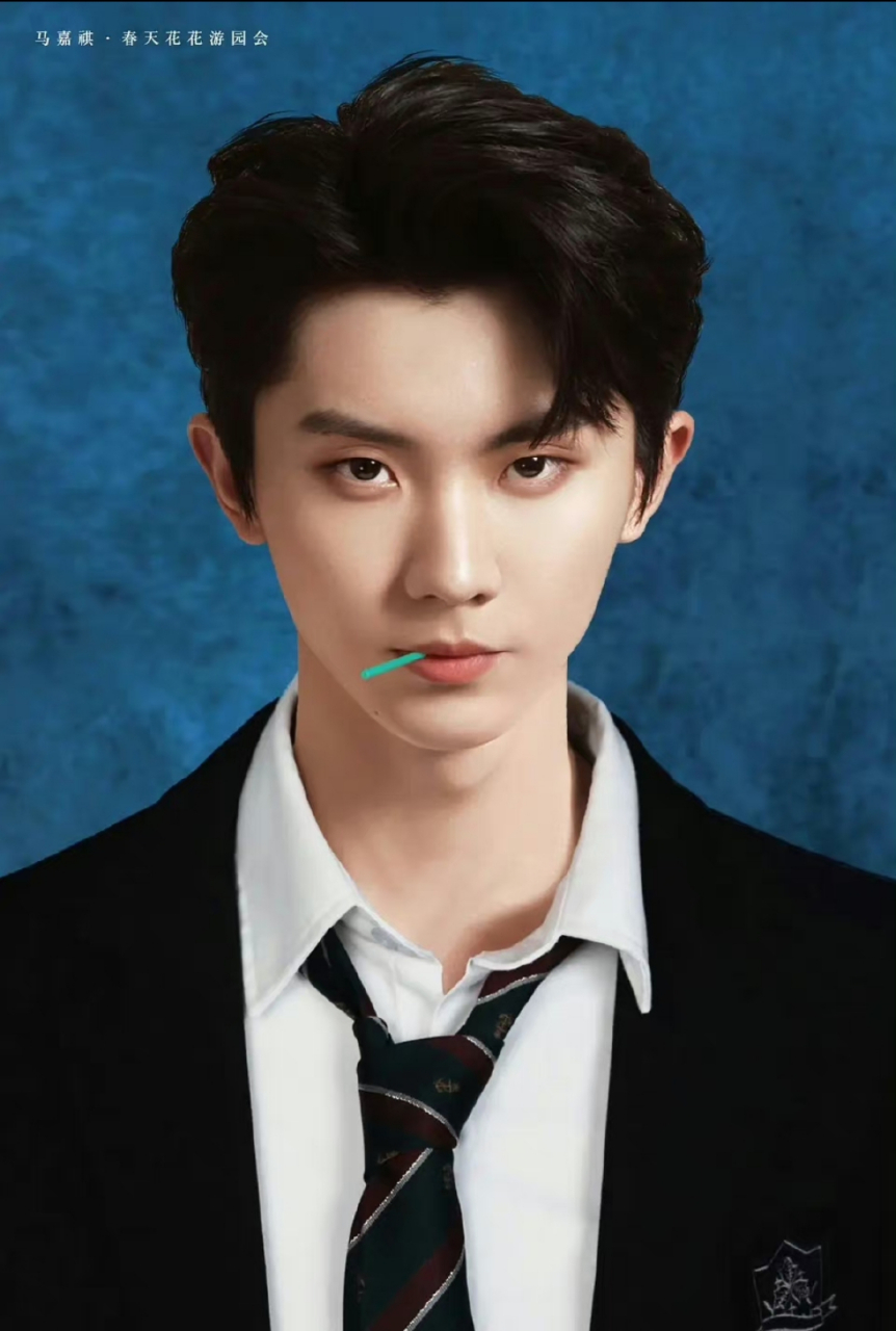 哎呦嘞,这个发型也很适合马嘉祺么!可以去演大反派了#时代少年团