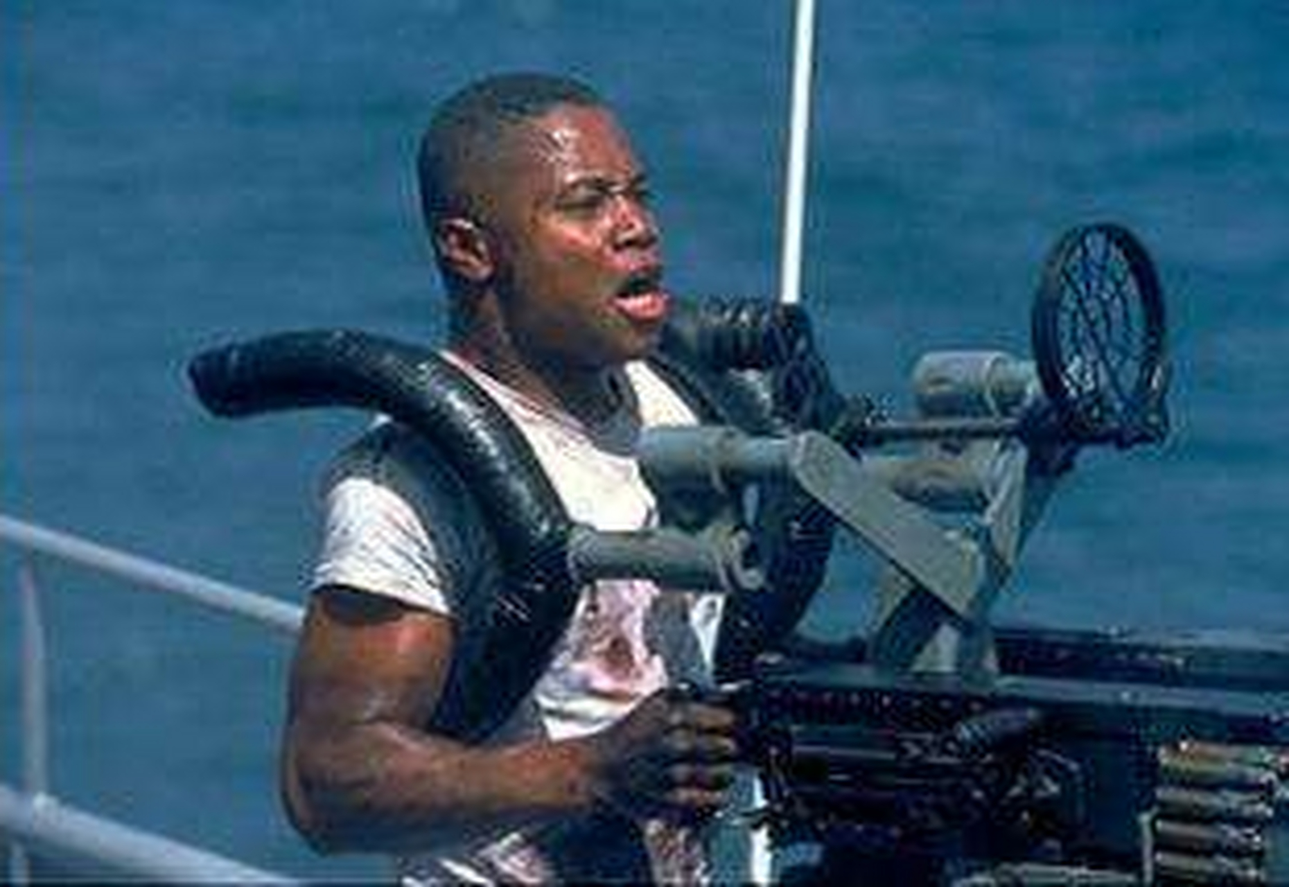 多里斯·米勒,1939年加入美国海军.