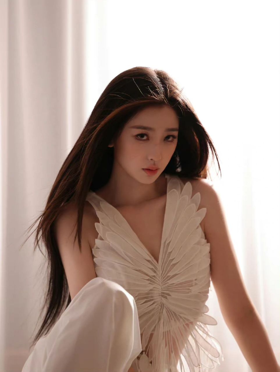 冷面女王虞书欣,这几张照片封神了.