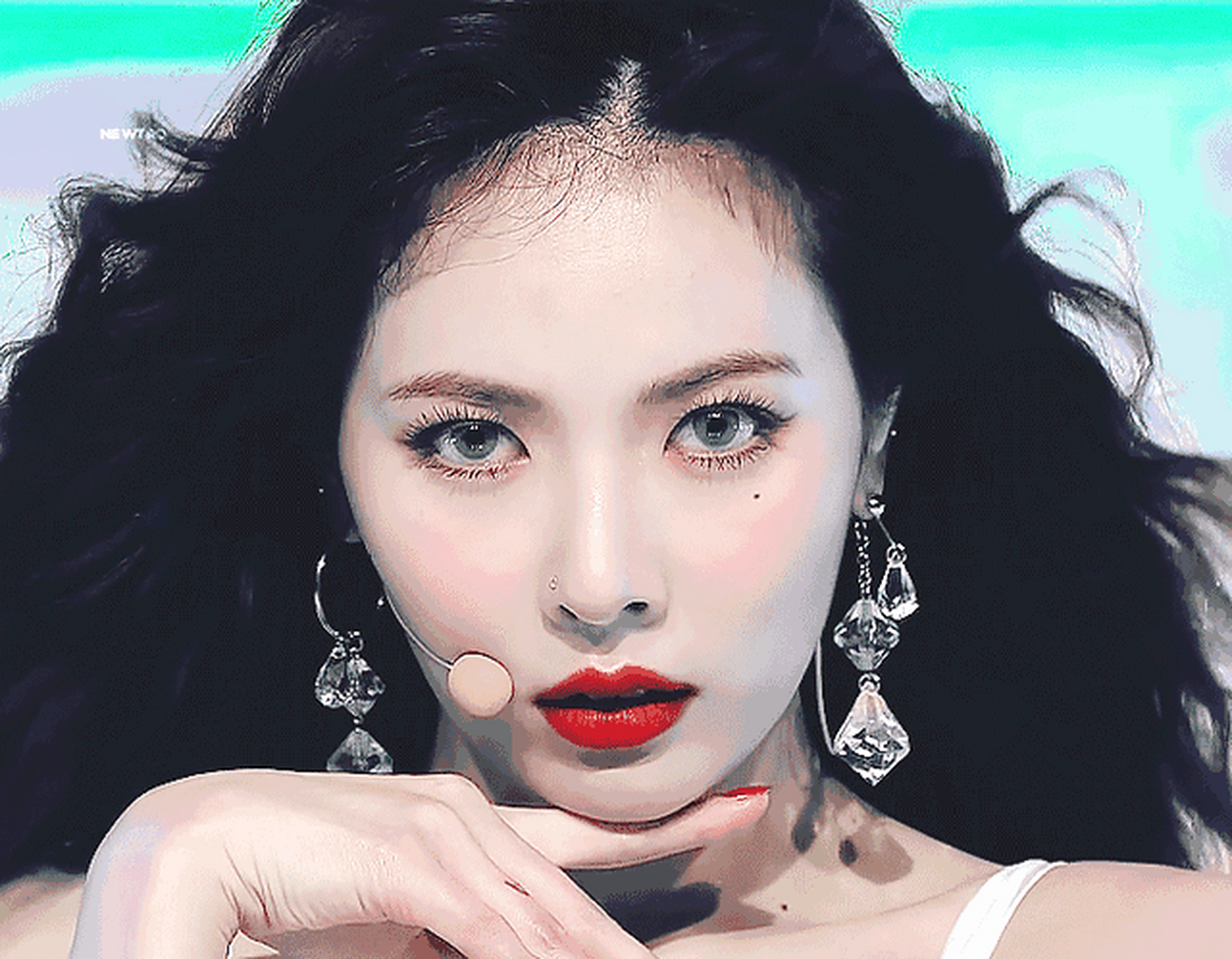 red时期的泫雅真是颜值天花板,这个时候的她真是美的不可方物,恐怕就