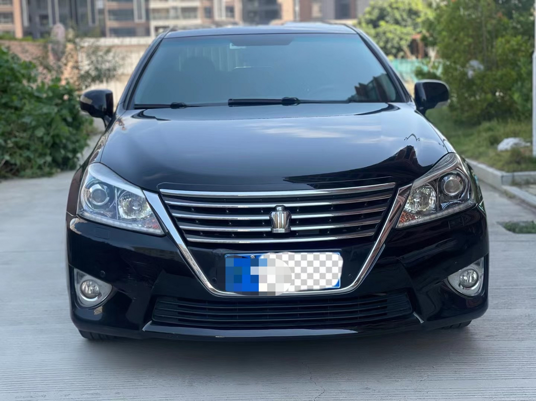 2013年上牌,大嘴十三代半丰田皇冠2.