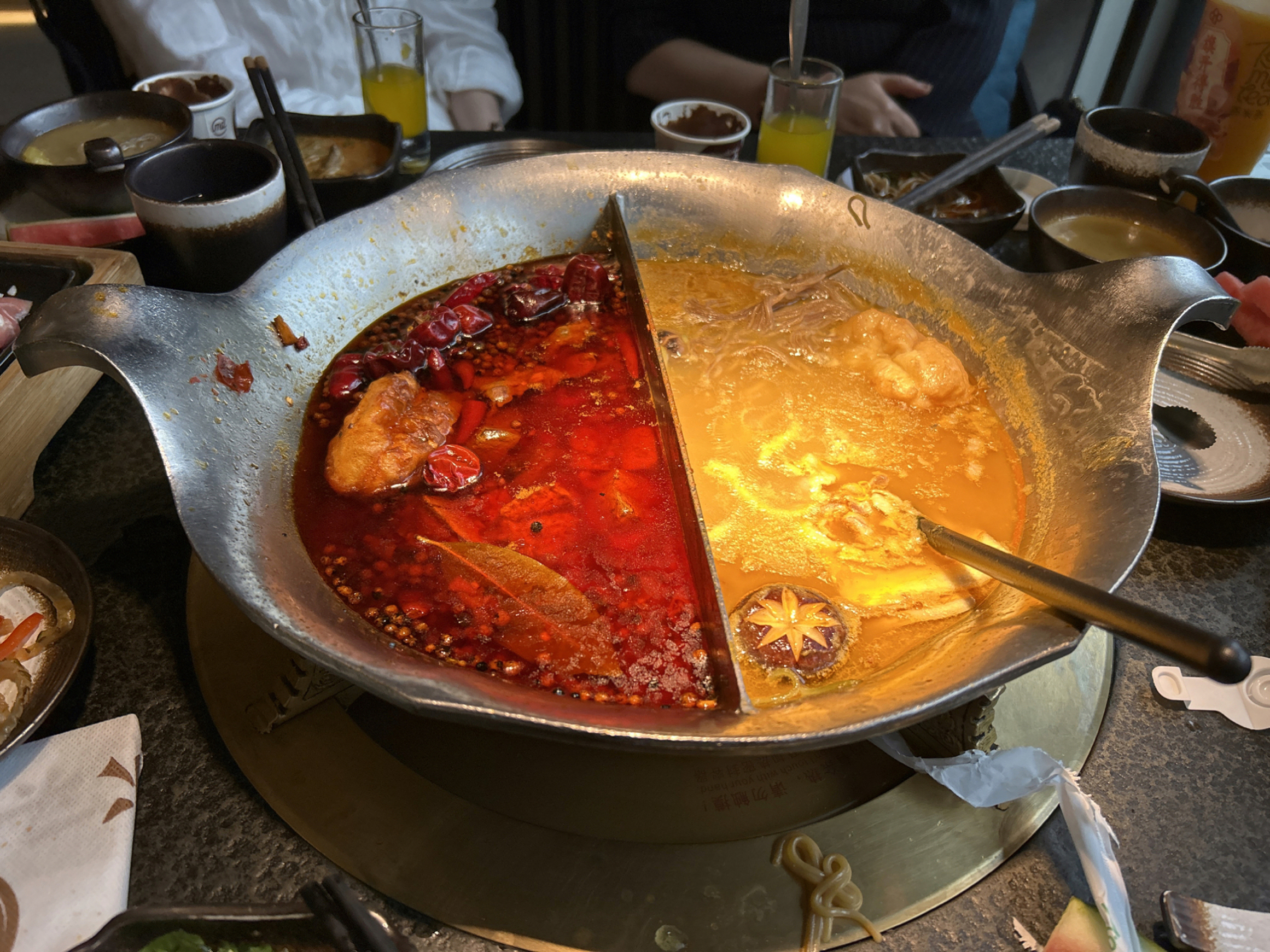 凑凑火锅是靠什么赚钱?
