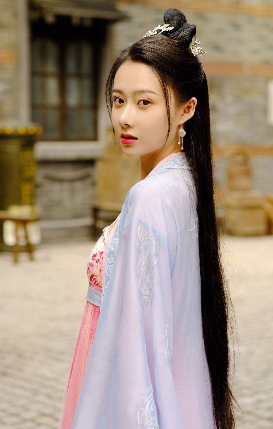 曹曦月:青春靓丽,楚楚动人