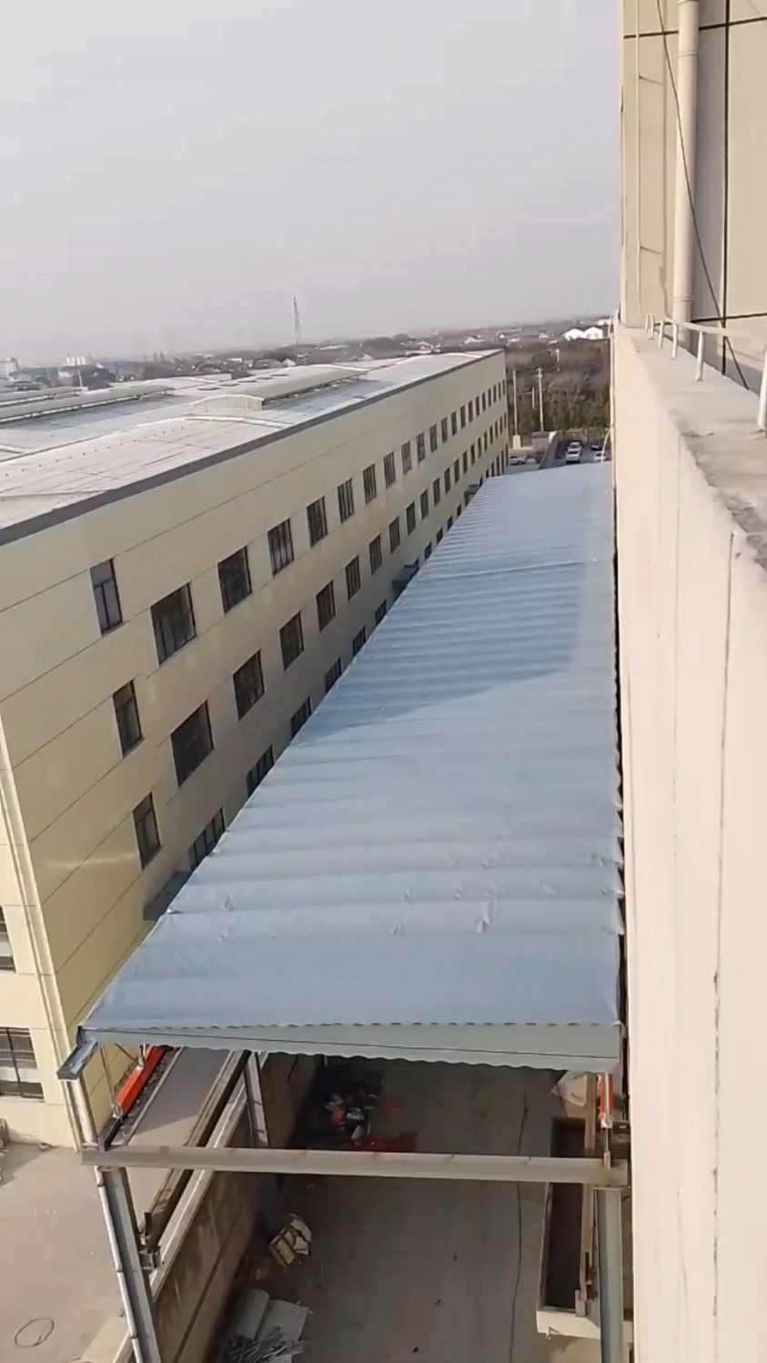 电动雨棚美观实用不占空间来回收缩灵活适合厂房过道移动雨棚电动伸缩