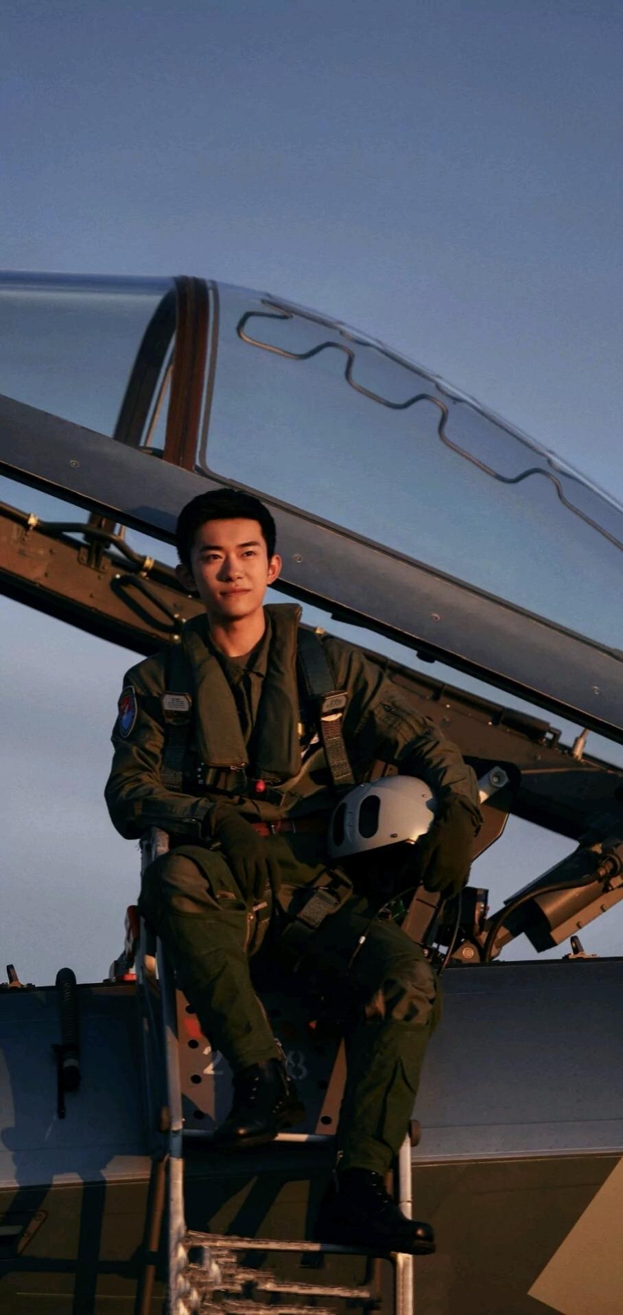 易烊千玺 奇迹的笨小孩