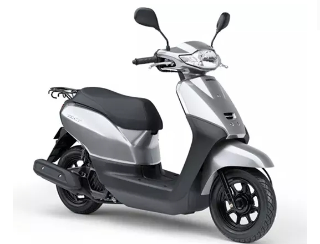 1l油跑80km!本田新车tact50:水冷散热,座下能放头盔,25号上市