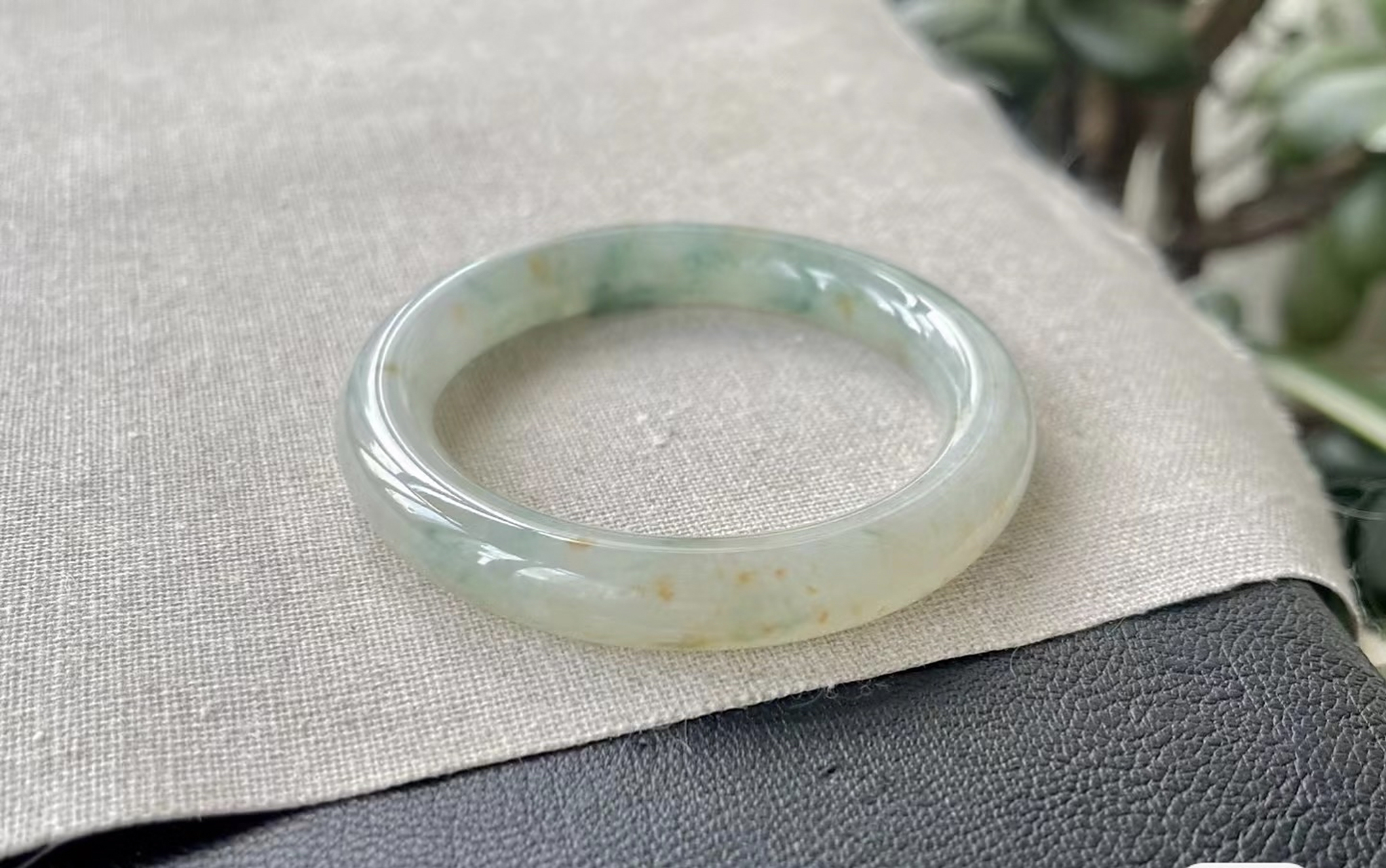 洒金的一条美镯,就像故事里的小黄花一样美!