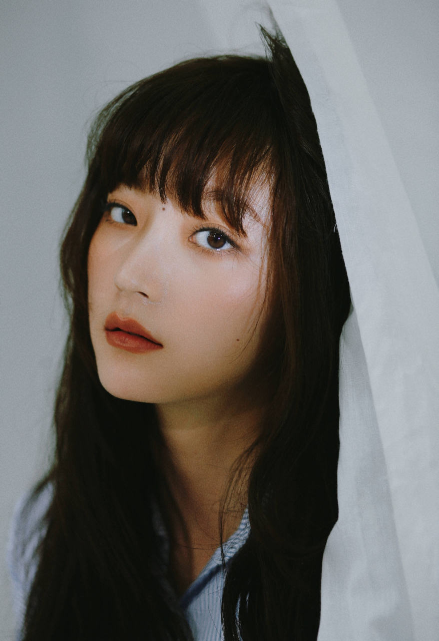 谢蕾蕾这身简单的穿搭,酷飒又有范!