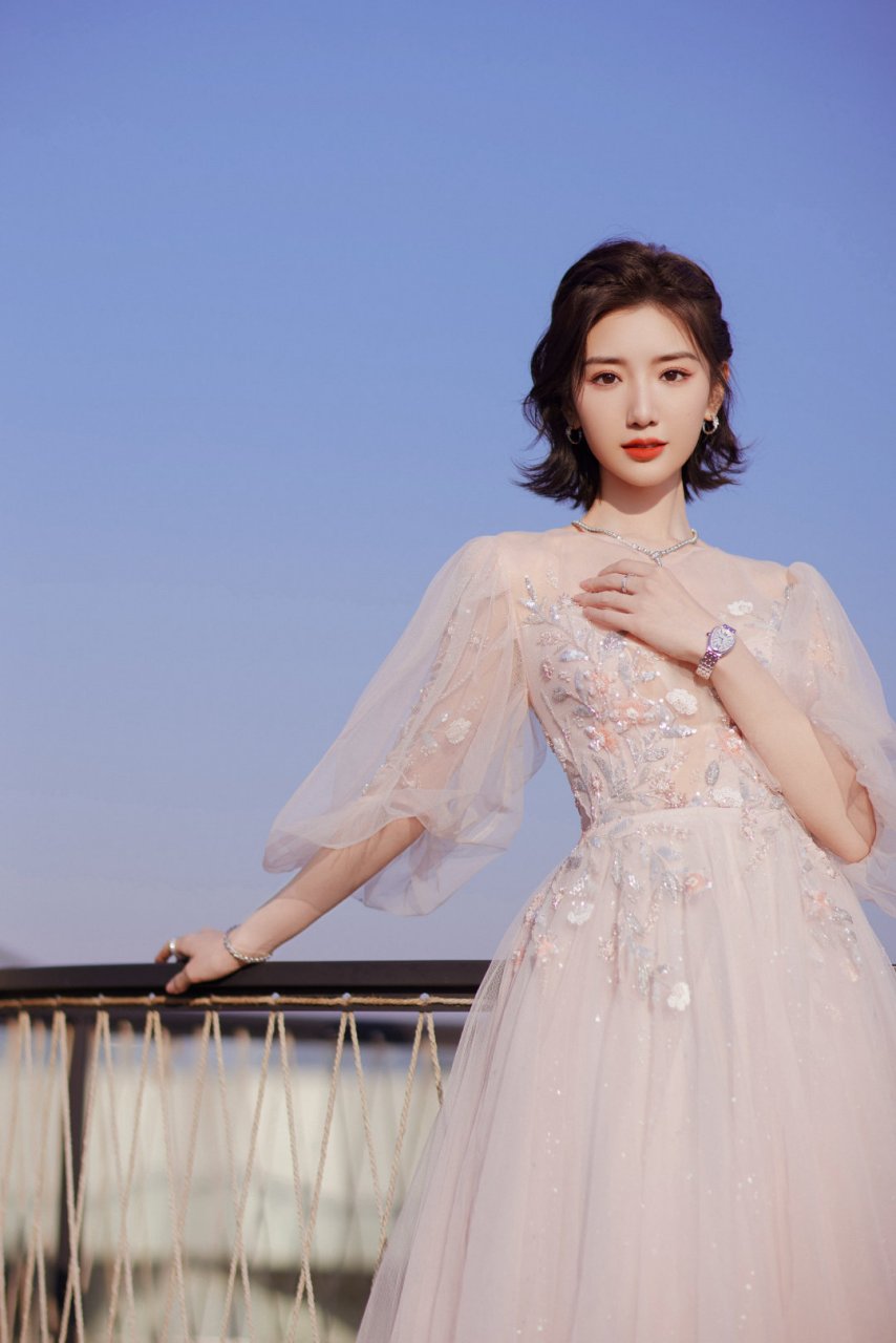 毛晓彤高清壁纸头像(五十九)[色]