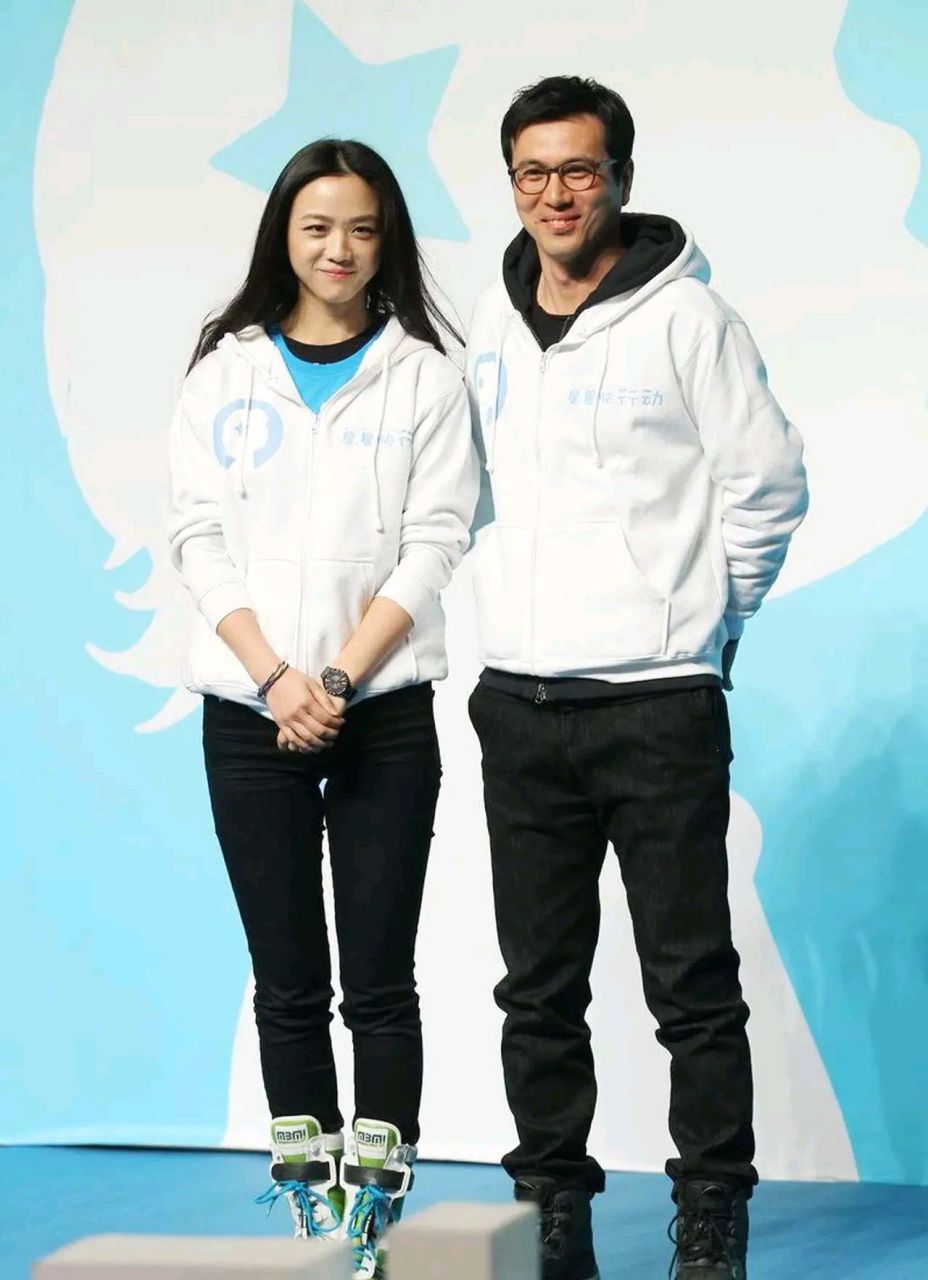 "  2007年,电影《色 戒》上映,45岁的梁朝伟和28岁的汤唯全裸上阵,为