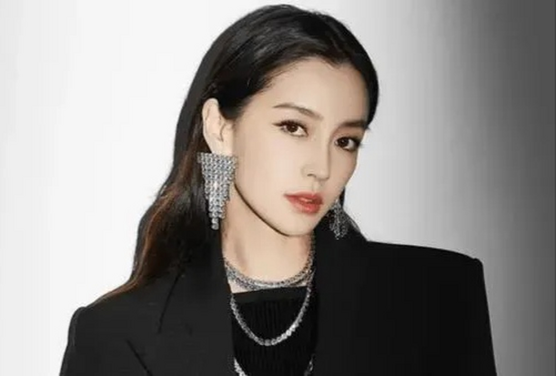 娱乐热ai计划# 虽然之前一直有传言说杨颖已经退出娱乐圈,但最近说哪