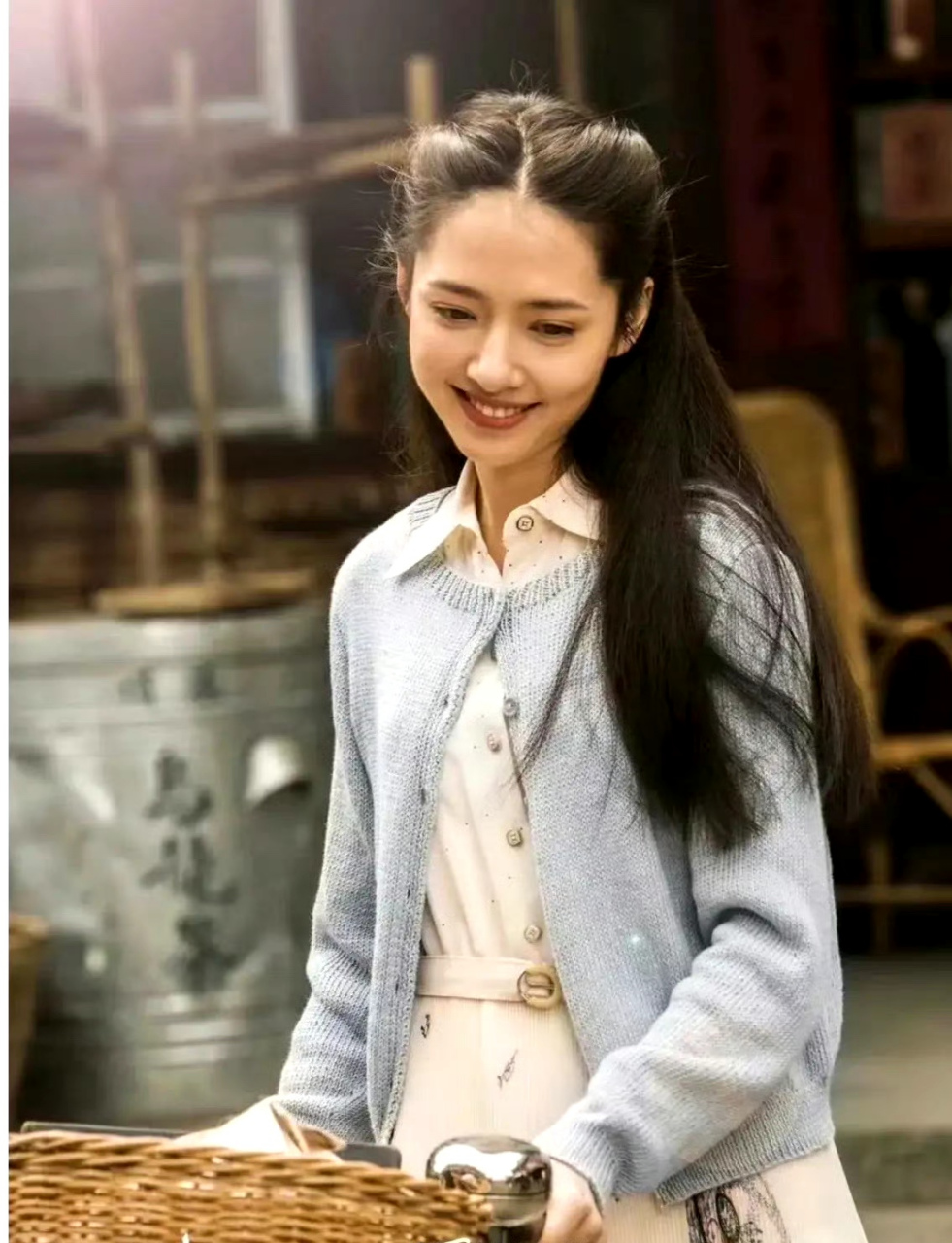 产后复出的郭碧婷,脸变胖,鼻孔变大,气势也变得跟向太一样,强大无比