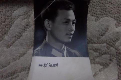 东北历史(151):曾经的长春黑道大哥小贤,出殡时撒真钱了吗?