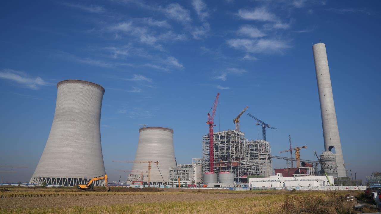襄阳宜城发电厂红旗飘飘建设顺利
