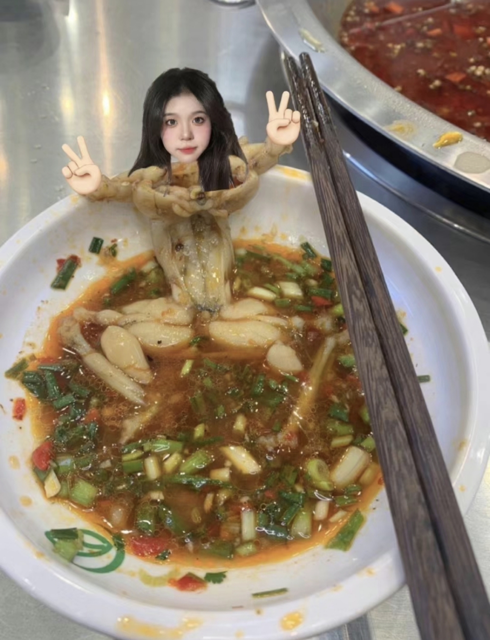 网友:第一次发这么露骨的照片,大家觉得我身材美不美?