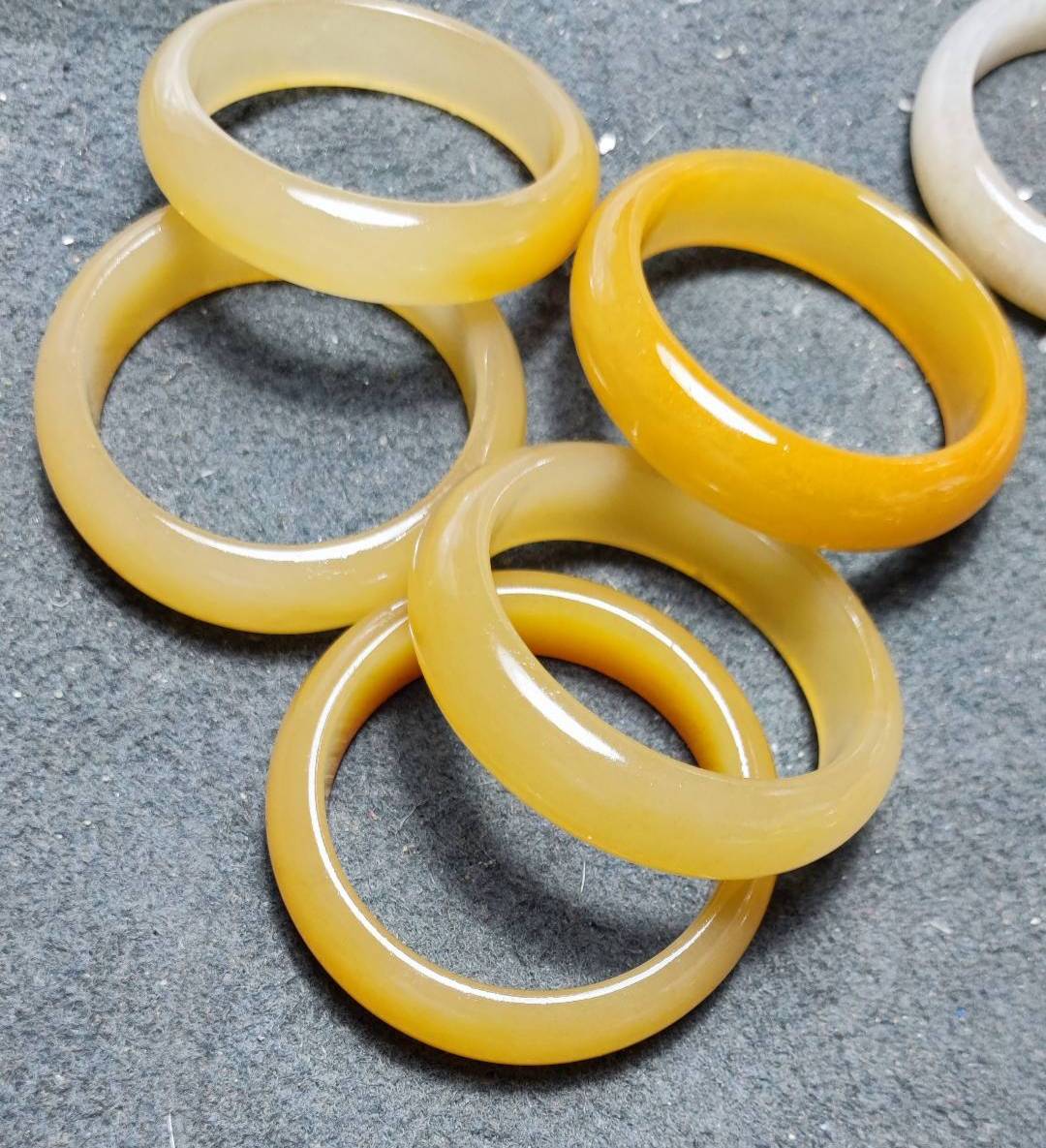 金丝玉精品手镯