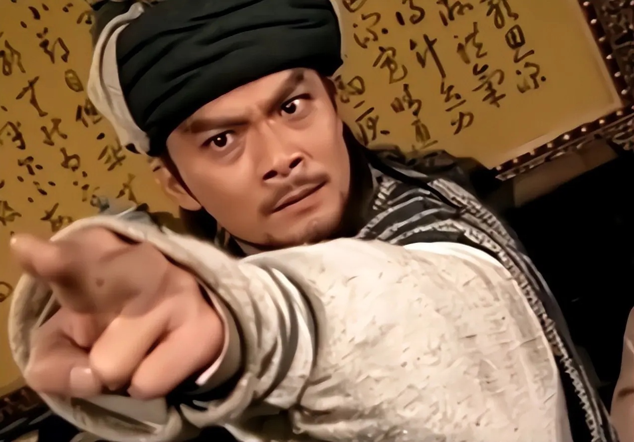 传里的郭靖郭大侠, 天龙八部里的乔峰乔帮主, 香港著名电影明星黄日华