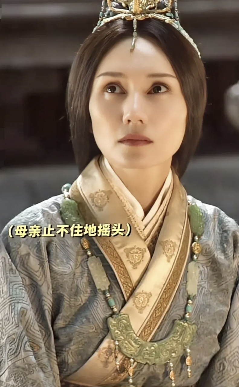 袁泉在封神演的不是妲己,而是姜王后.  这个设定很大胆,也很成功.