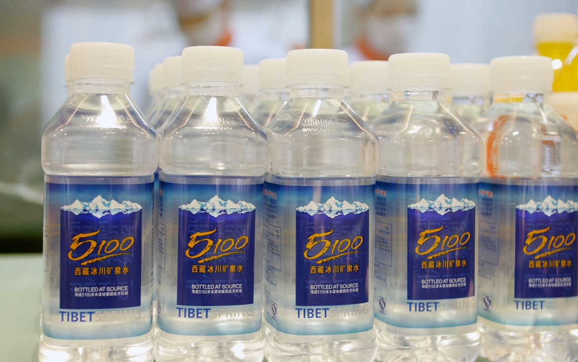 这5种矿泉水在国内口碑最好,看看有你爱喝的没?