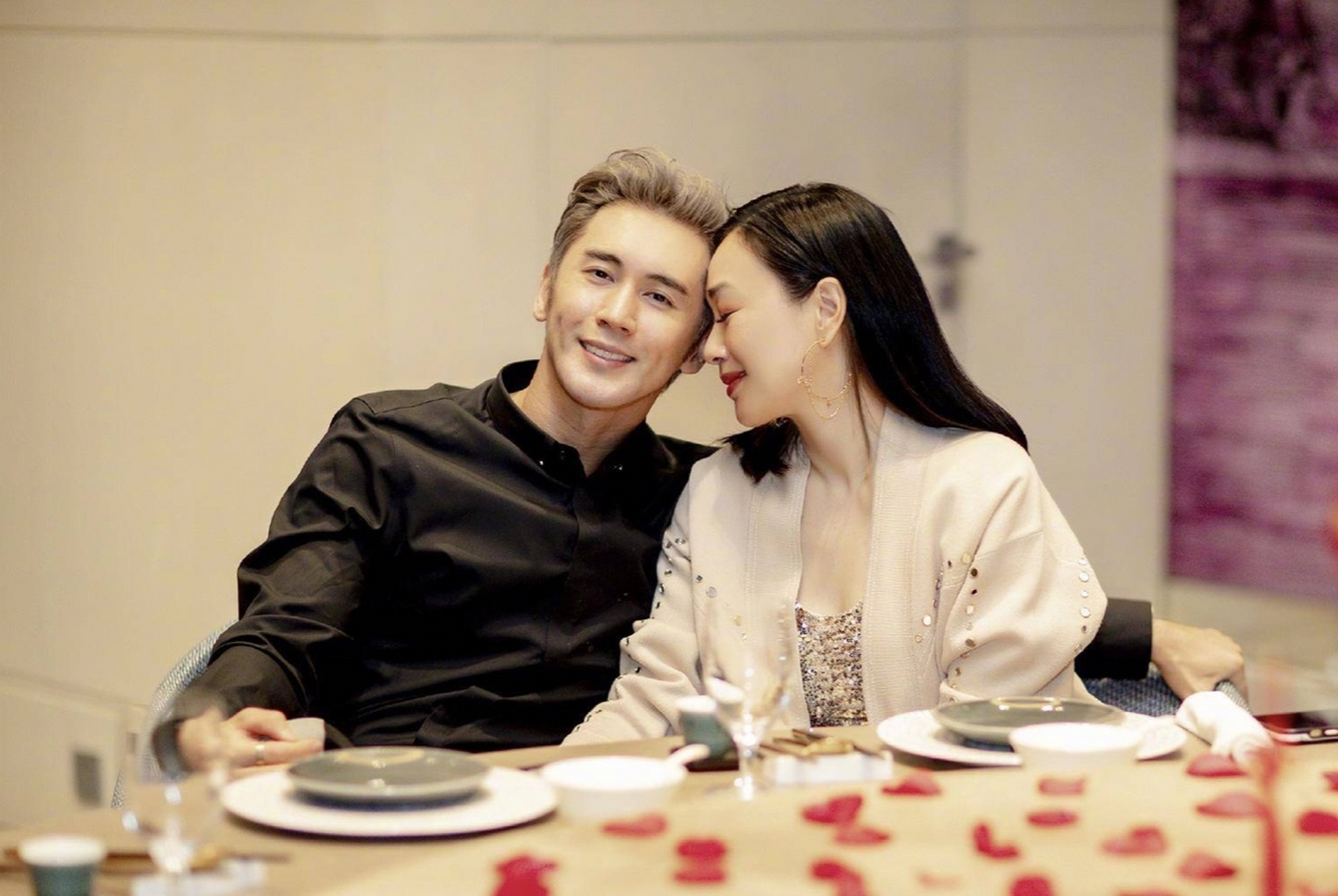 钟丽缇张伦硕,连夜登上热搜!