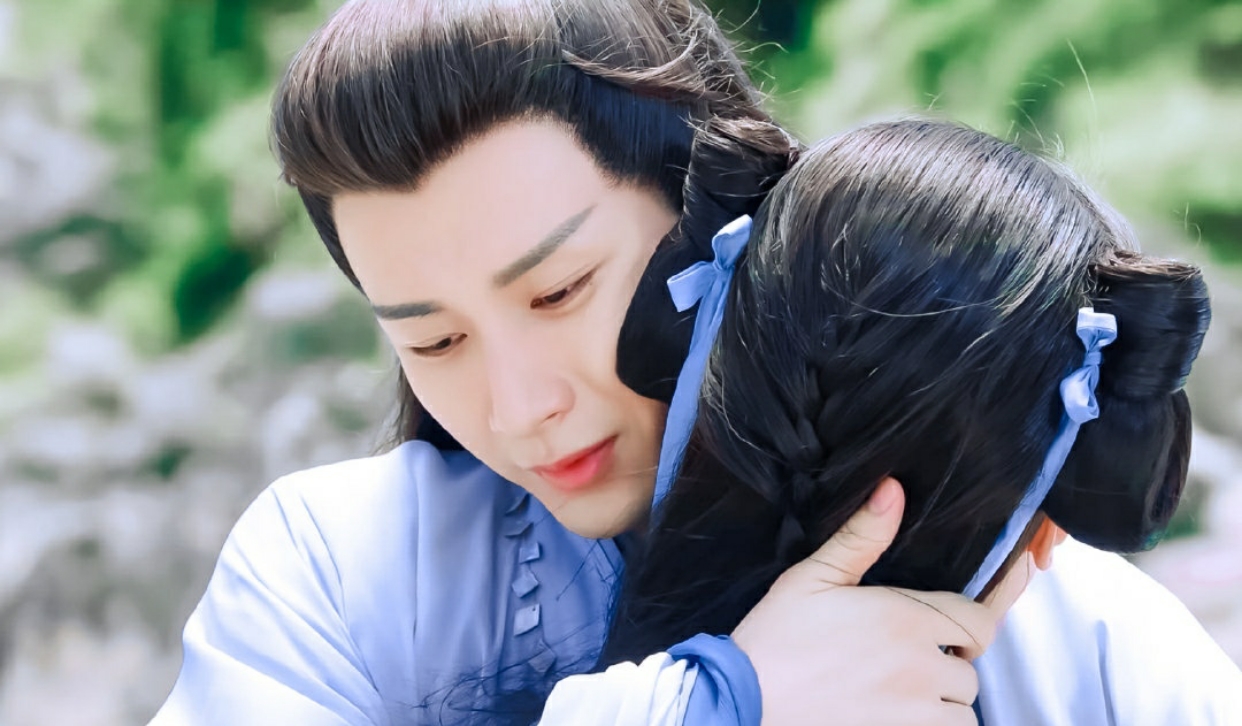 琉璃有着九世虐恋的司凤璇玑其实是全剧最幸福的一对