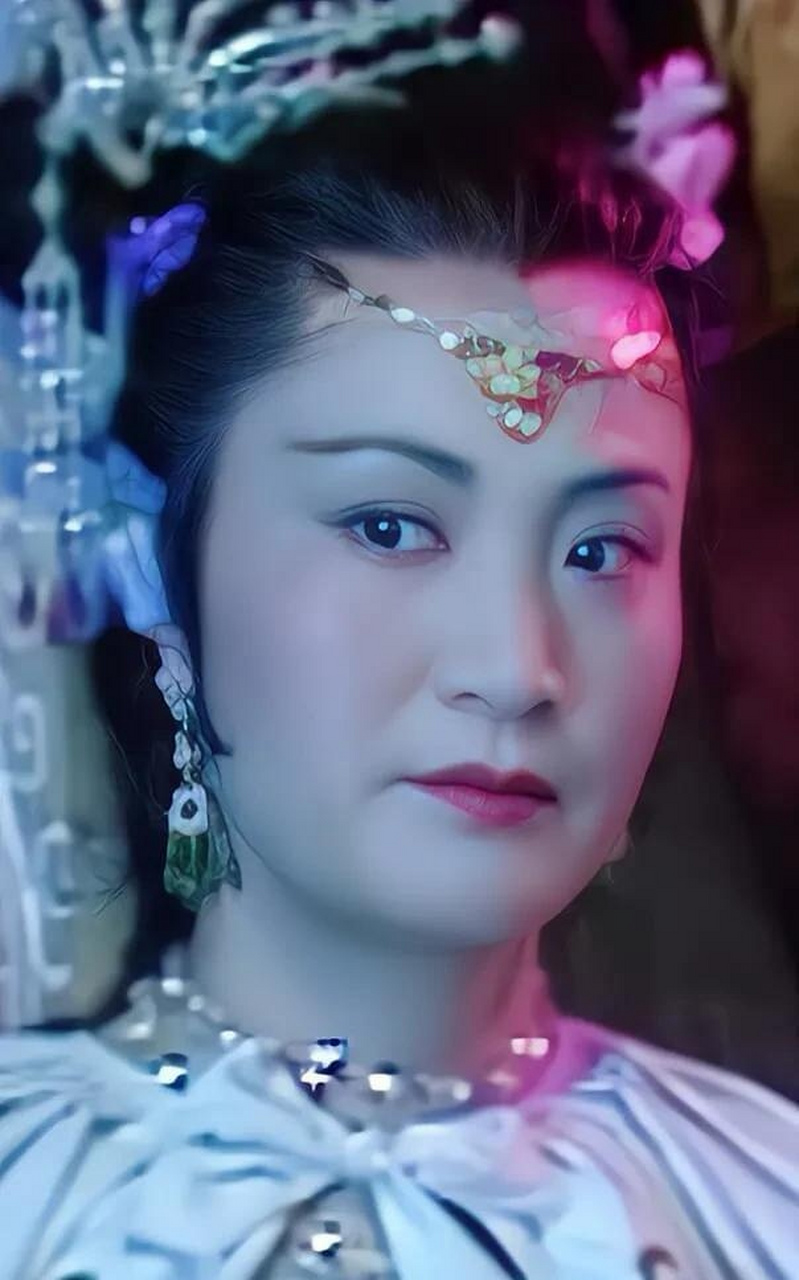 当年在拍摄《西游记》时,"白骨精"由谁来演,成了杨洁的难题.