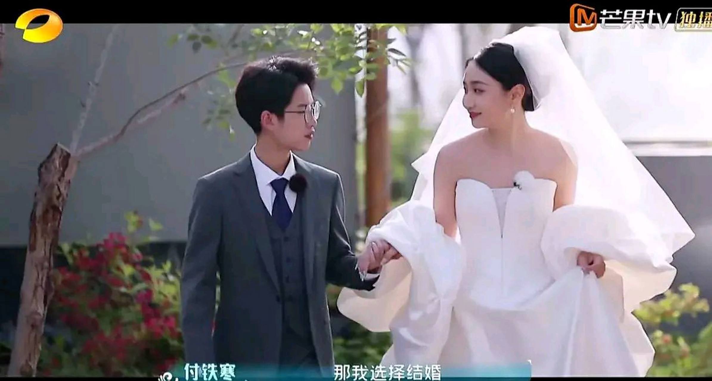 "女追男隔层纱",此话一点不假,李嗲,23岁,中国人民大学管理系在读大学