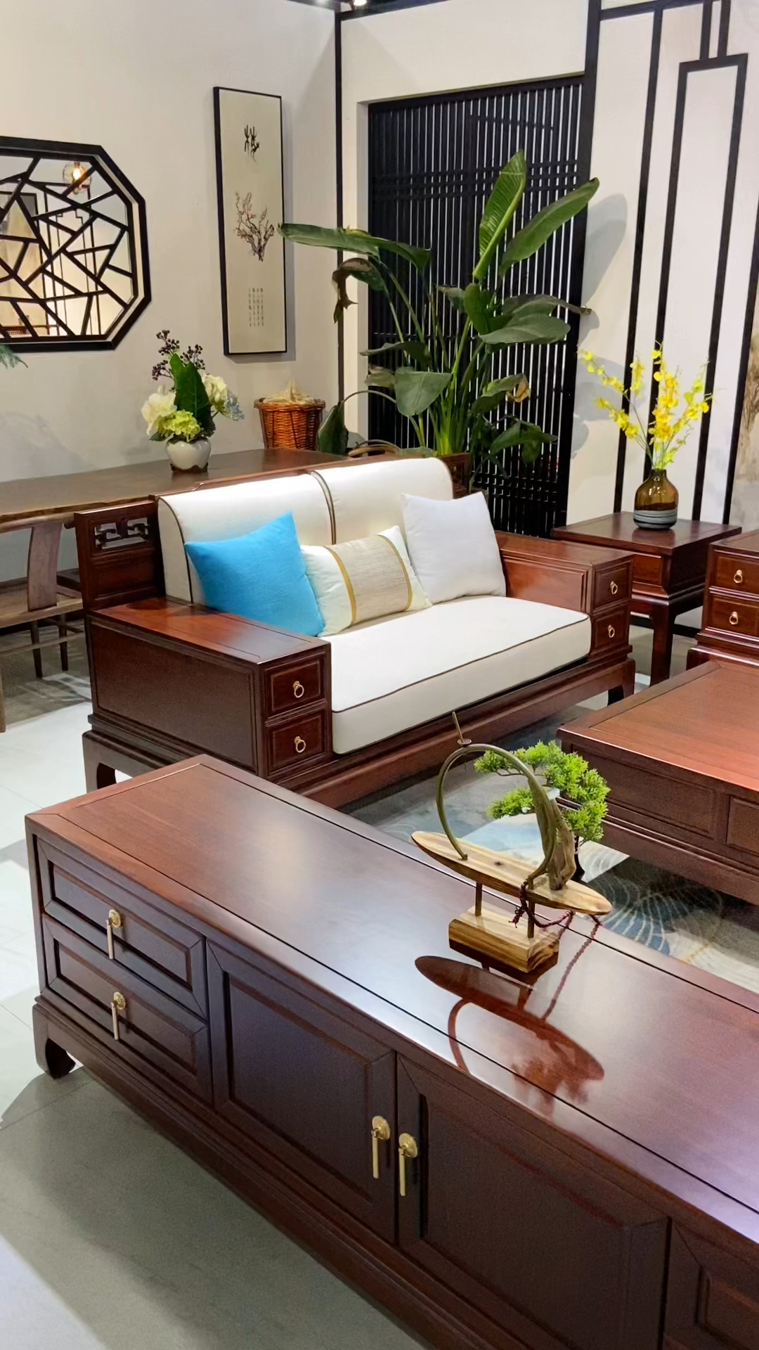 新中式马蹄脚款实木沙发