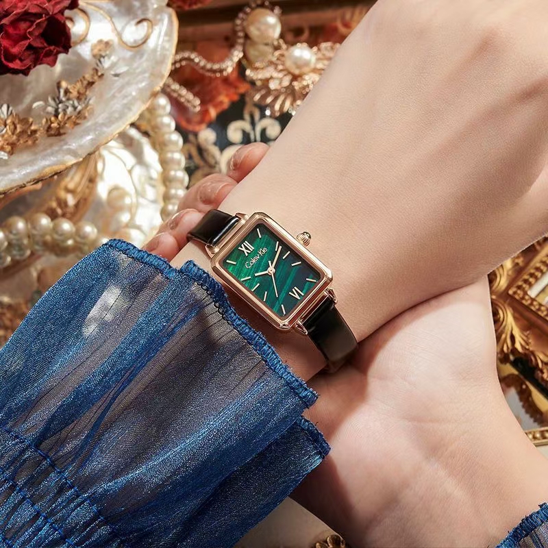 江疏影同款小绿表