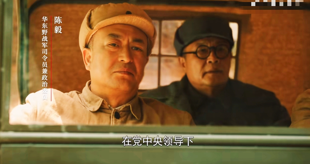 《破晓东方》乔振宇很敬业,扮女装亮相,有点惊艳但不多!