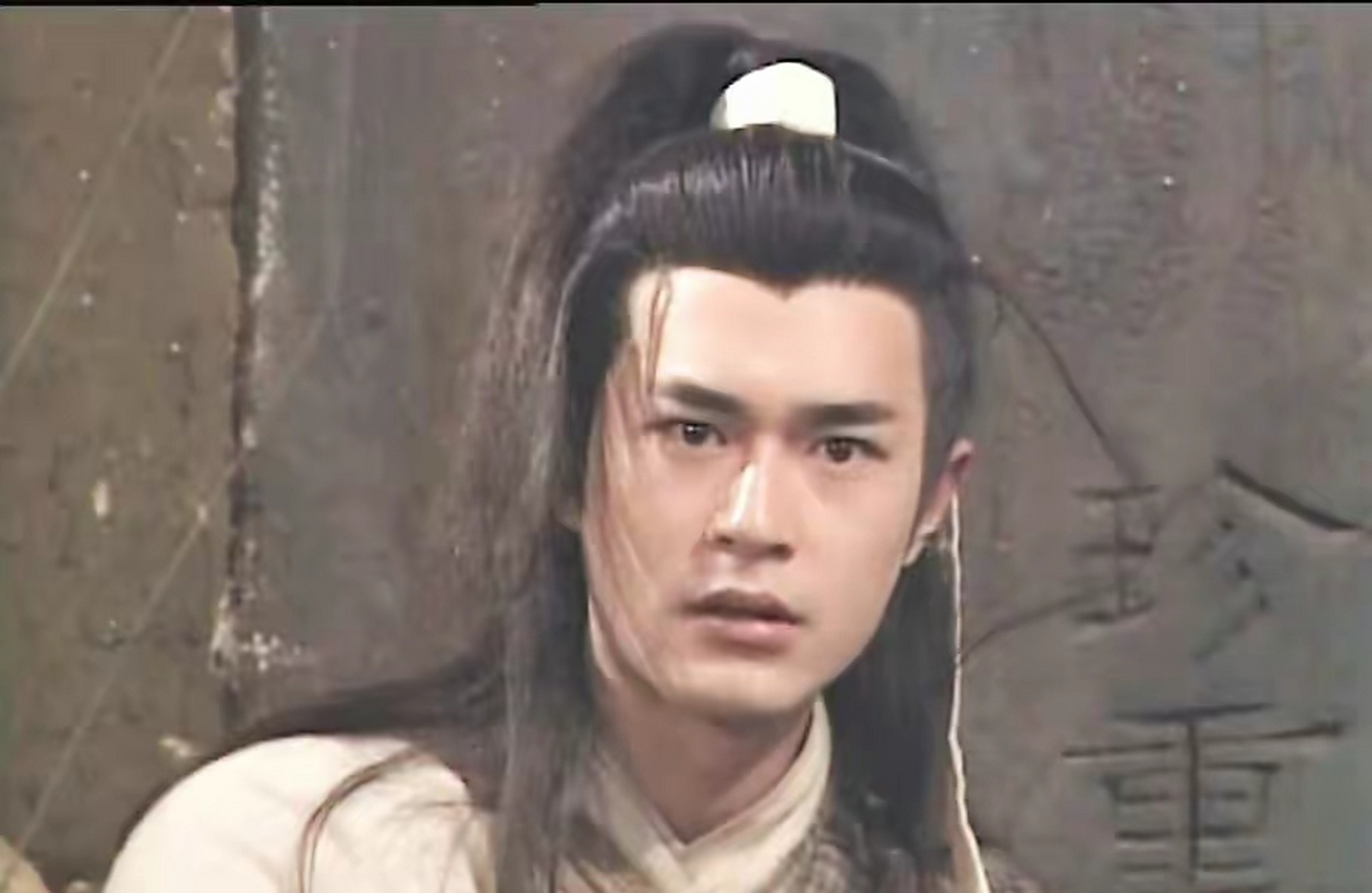 在《神雕侠侣》中,断臂前最强状态的杨过,武功大概是什么水平?