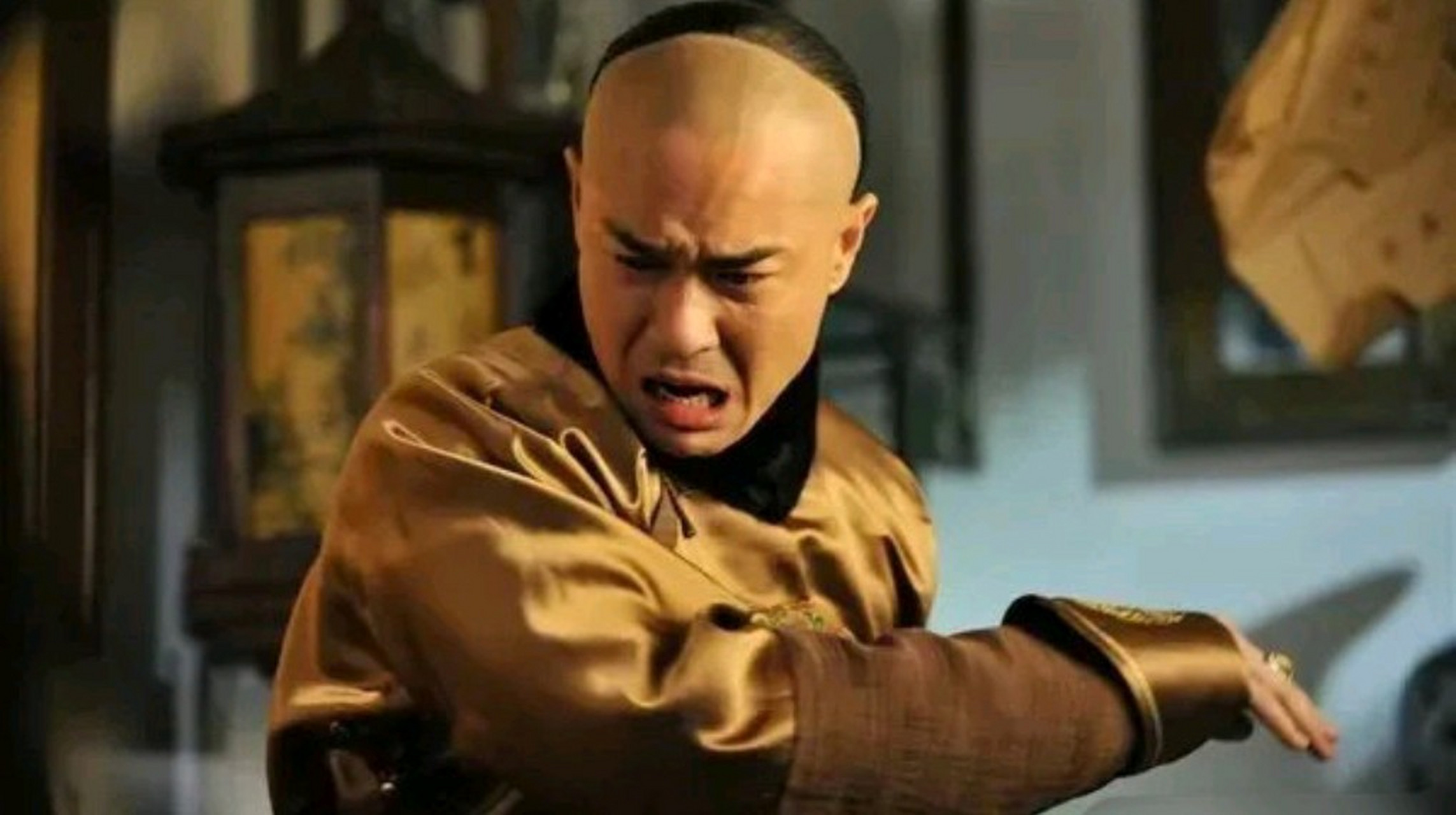 再看《步步惊心》,突然觉得八阿哥是一个悲情角色,他活得太用力太辛苦