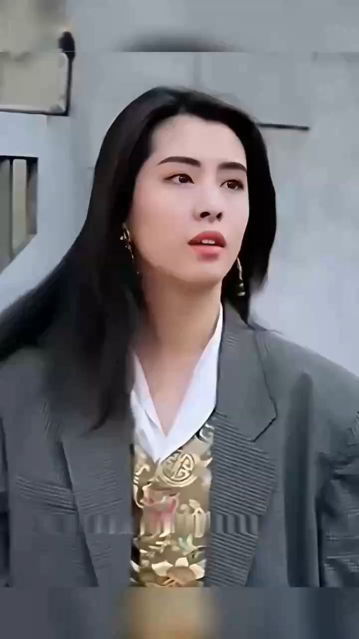 香港第一美王祖贤,80年代穿衣打扮,放到现在仍是无敌存在