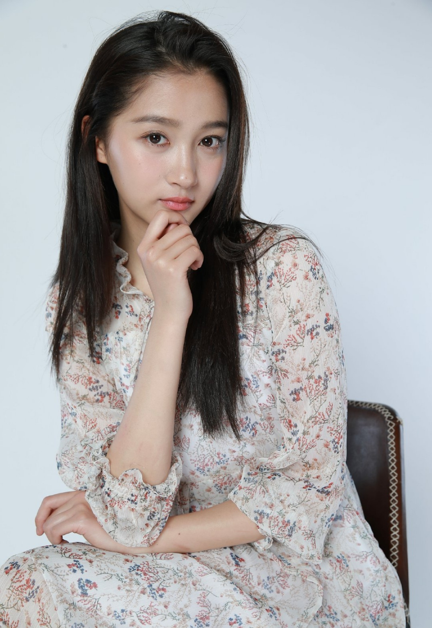 关晓彤# 清纯妩媚,甜美迷人