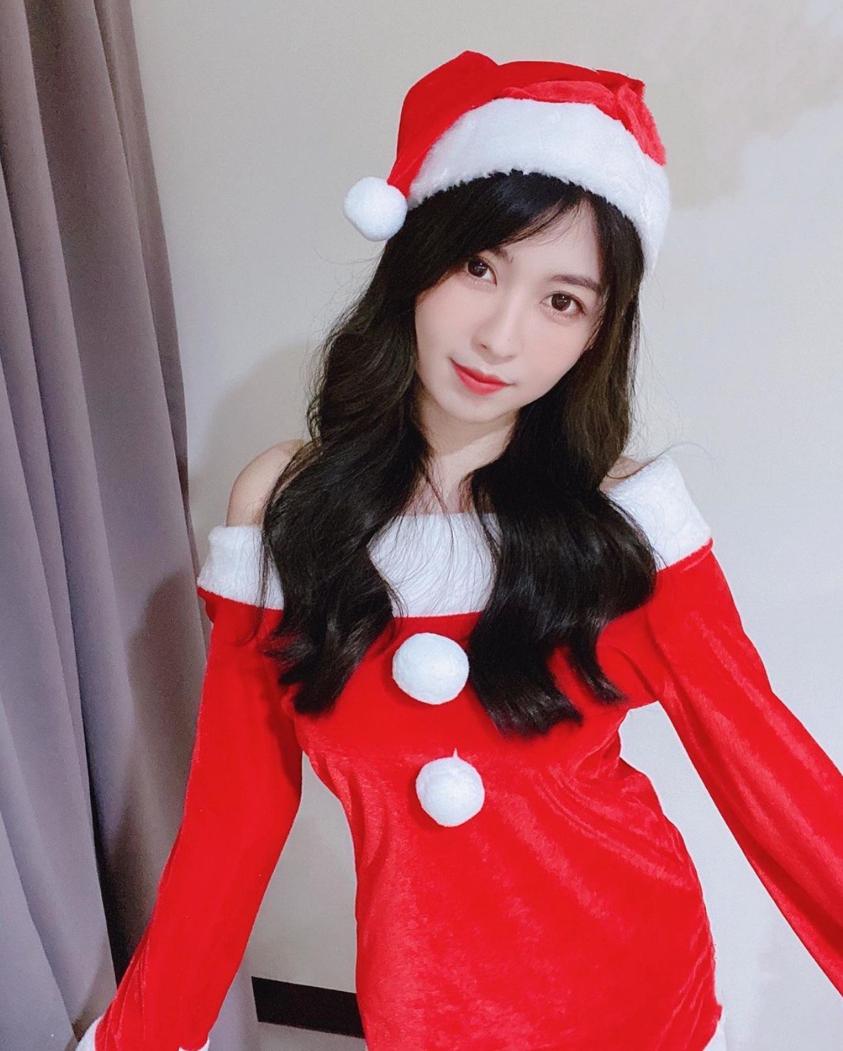 台北网红歌手李蔼蔚高清写真