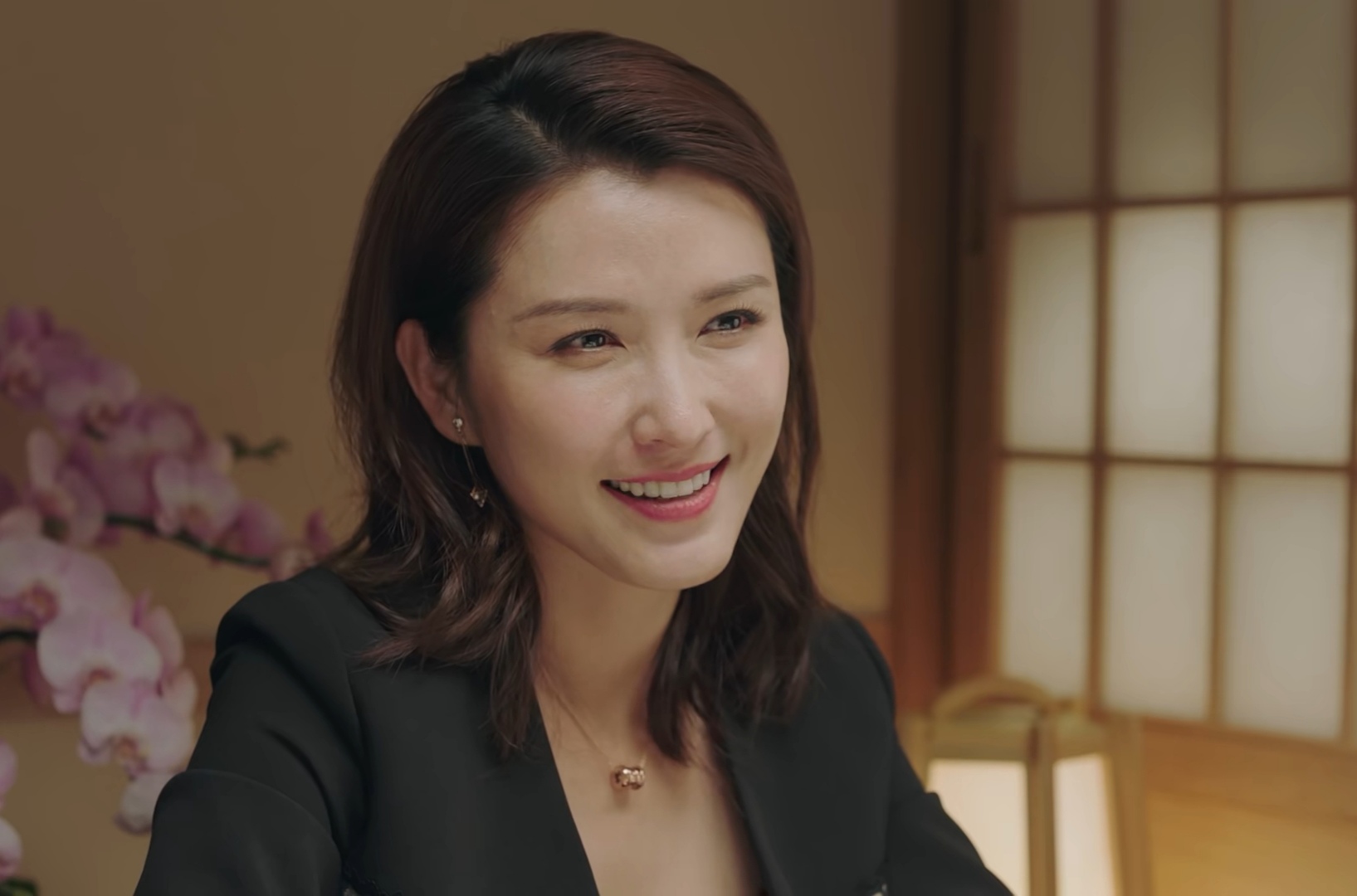 正青春:赛琳娜请章小鱼吃饭,故意避开方静,目的太过明显了