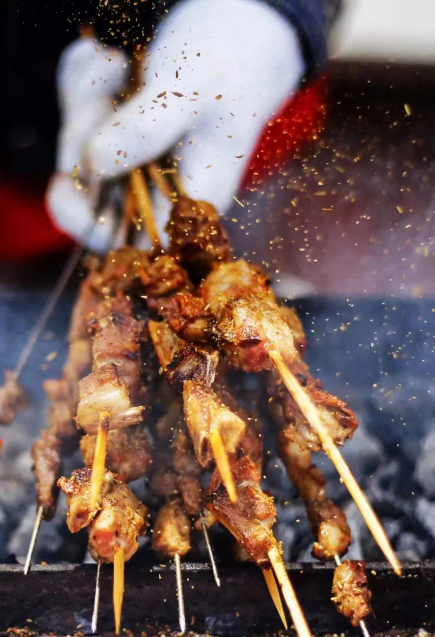 人均消费大概120元,连带大连三寰牧场景区的门票,再加吃一顿烧烤大