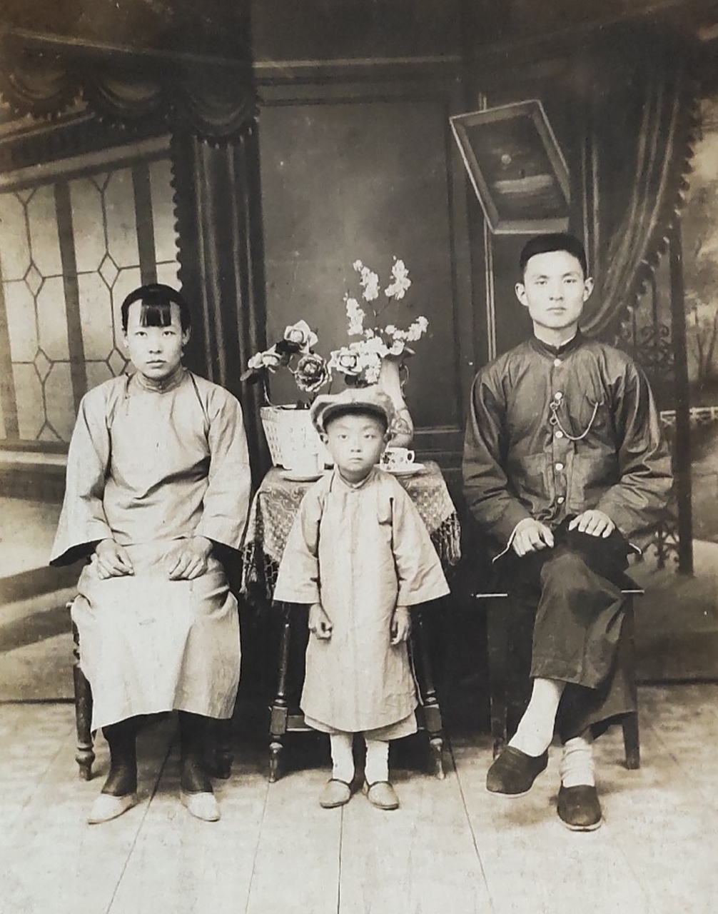 民国初年～一家三口老照片