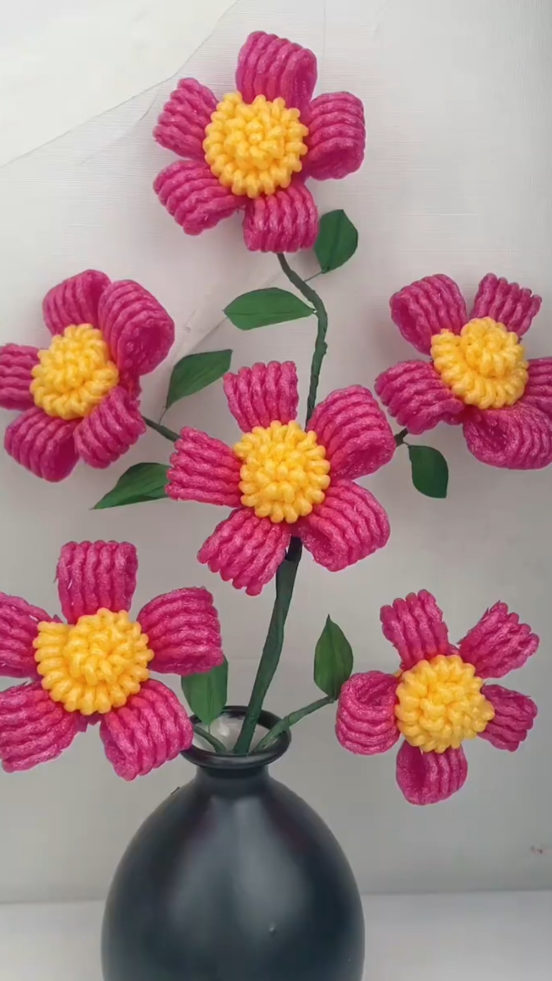 水果网套别再丢啦,拿来制作漂亮的花束,咱们一起动手吧